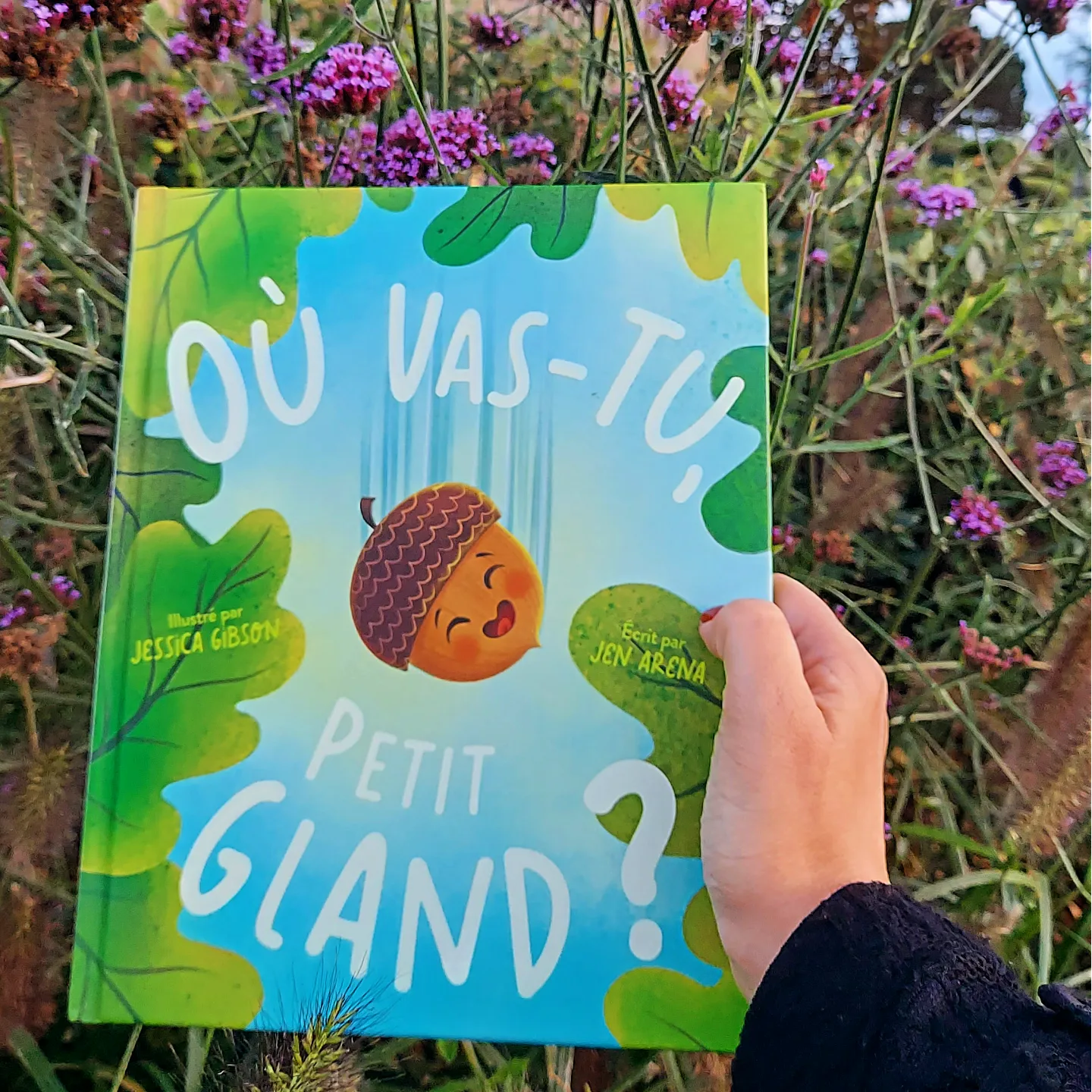 Petit gland » est un album jeunesse écrit par Jen Arena et illustré par Jessica Gibson