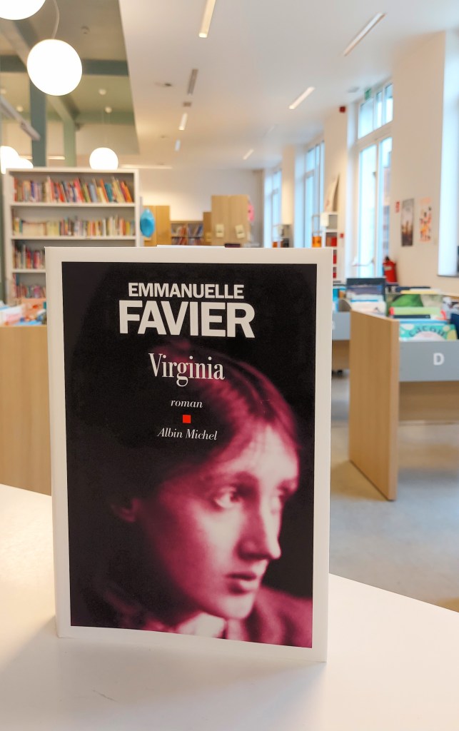 « Virginia » est une biographie d'Emmanuelle Favier